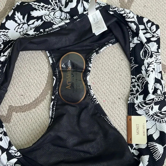 Artesands black white floral Cantata Forte Monet Mid rise bikini bottoms, 20+ - Picture 8 of 13